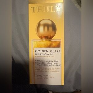 TRULY Golden Glaze Luxury Body Oil